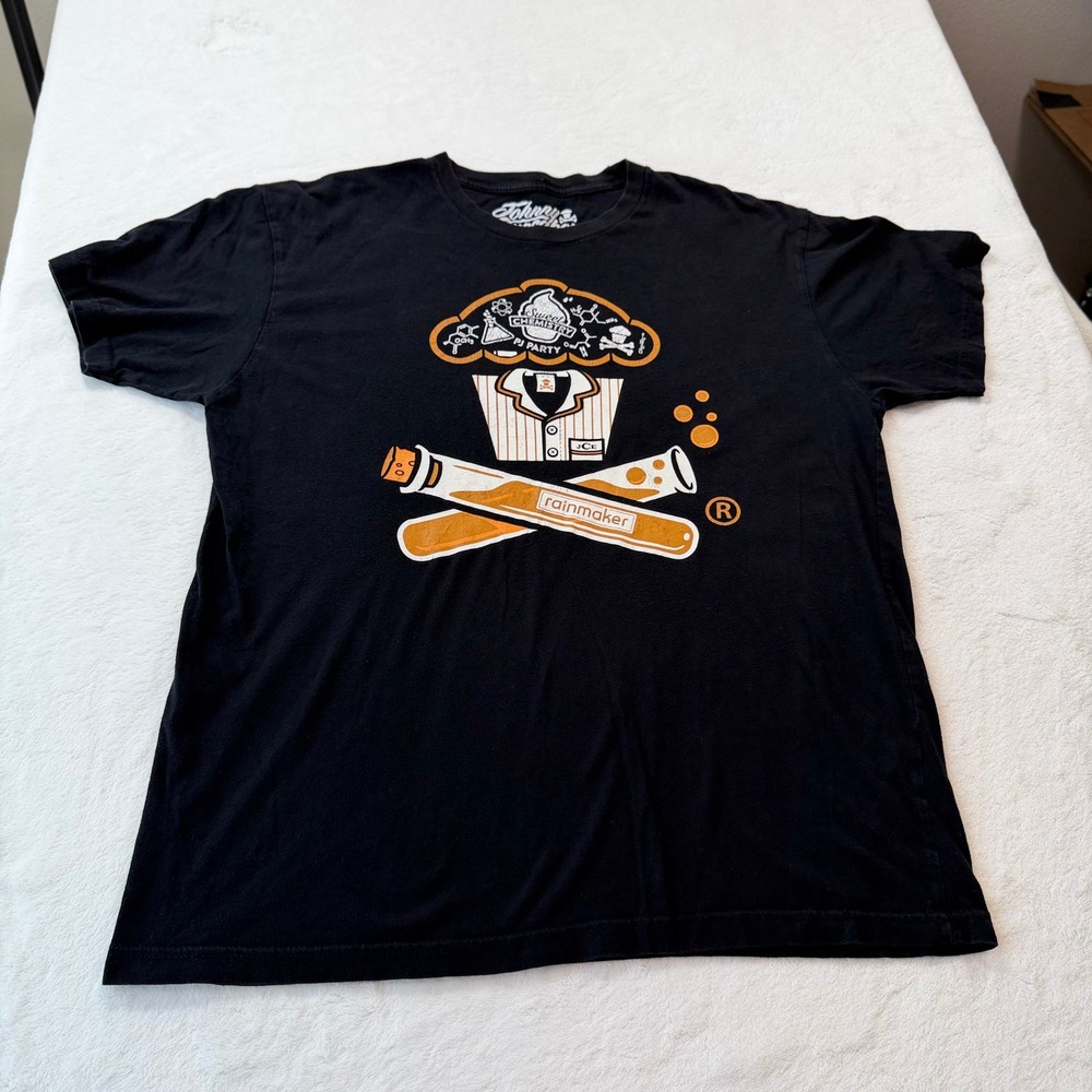 Johnny Cupcakes Sweet Chemistry Rainmaker T-Shirt Mens Large Black Good Graphic
